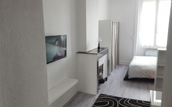 Appartement à vendre    2 pièces • 36,48 m2 Saint-Étienne