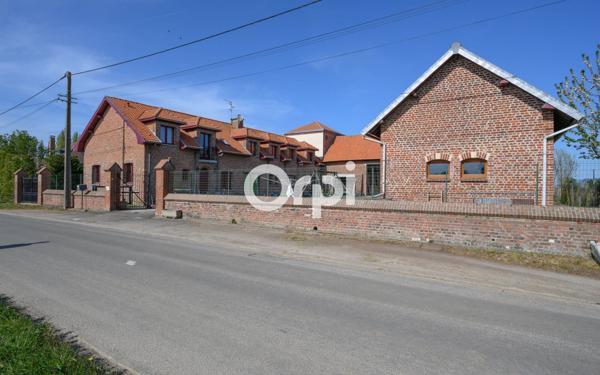 Maison à vendre    10 pièces • 314 m2 Houplines