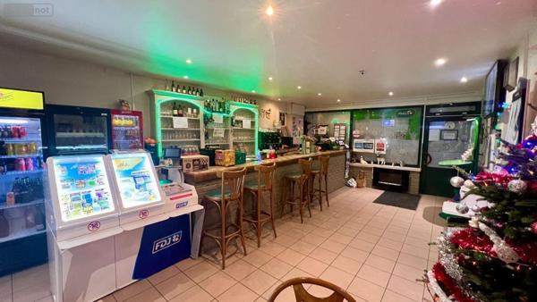 Local mixte (Professionnel/Habitation) à vendre à Bollezeele dans le Nord (59470), ref : Z961