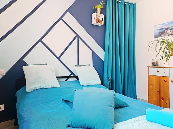 Maison 4 faces avec piscine, – Une opportunité rare !