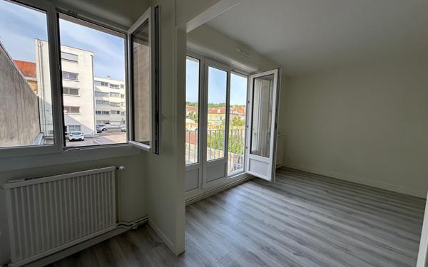 Appartement à vendre    3 pièces • 59,21 m2 Bar-le-Duc