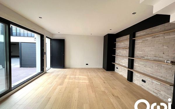 Appartement à vendre    3 pièces • 99 m2 Les Lilas