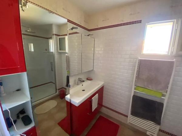 SAINT-SAVIN MAISON DE PLAIN PIED AVEC STUDIO Saint-Savin (33920)