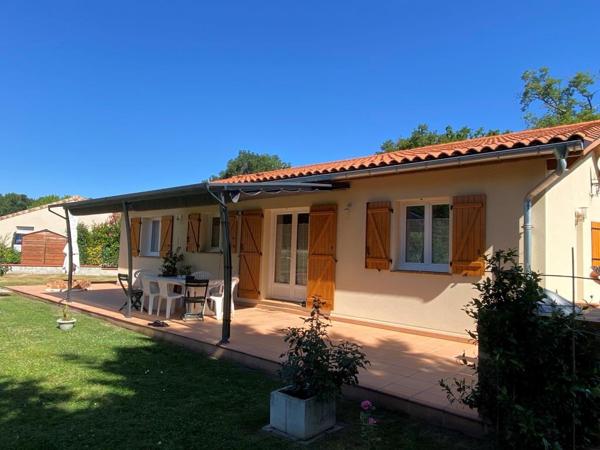 SAINT-SAVIN MAISON DE PLAIN PIED AVEC STUDIO Saint-Savin (33920)