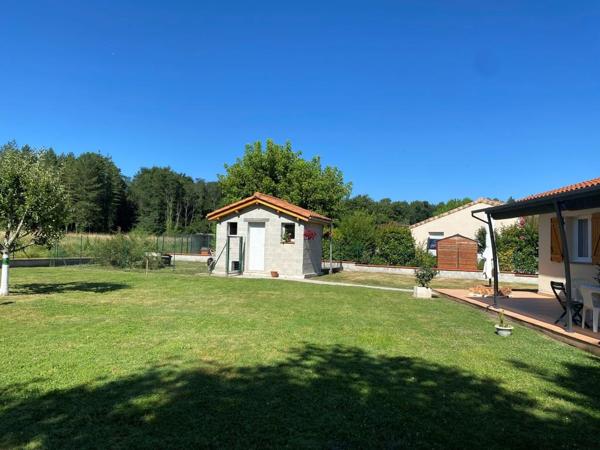SAINT-SAVIN MAISON DE PLAIN PIED AVEC STUDIO Saint-Savin (33920)