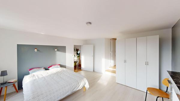 Vente Maison250 m² - 7 Pièces - MORTAGNE SUR SEVRE (85290)