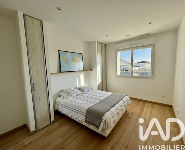 Maison à vendre 9 pièces 231 m² Bonson