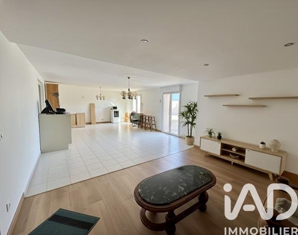 Maison à vendre 9 pièces 231 m² Bonson