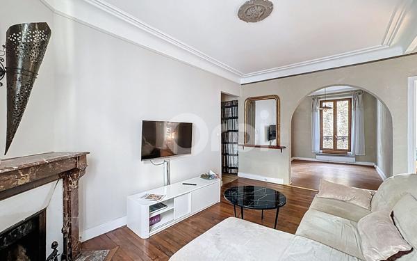 Appartement à vendre    3 pièces • 66,27 m2 Le Perreux-sur-Marne