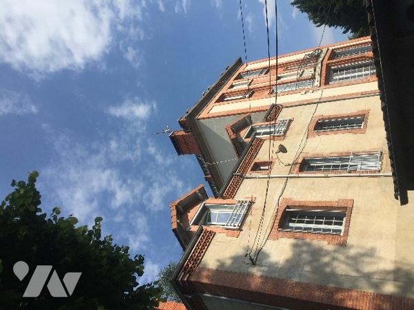 ST-JUST-ST-RAMBERT, appart158 m2 terrasse et usage d'un REZ DE JARDIN, grand garage PRIX : 155 000 €