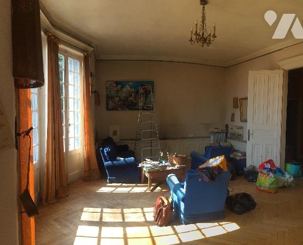 ST-JUST-ST-RAMBERT, appart158 m2 terrasse et usage d'un REZ DE JARDIN, grand garage PRIX : 155 000 €