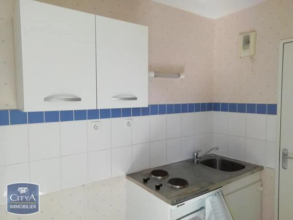 Appartement à louer 2 pièces 48.01m² Blois (41000)