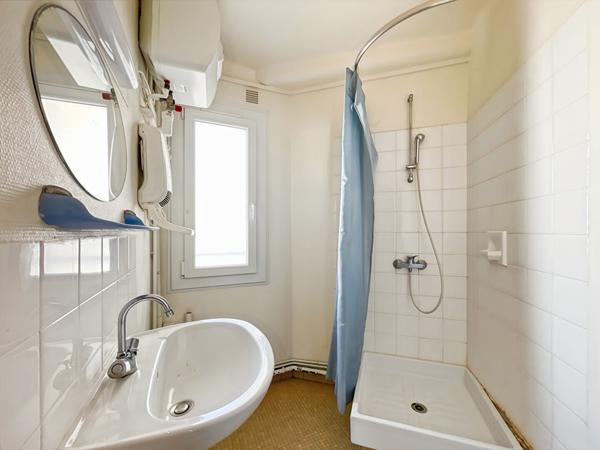 T2 de 49.25 m2 avec vue mer avec cave