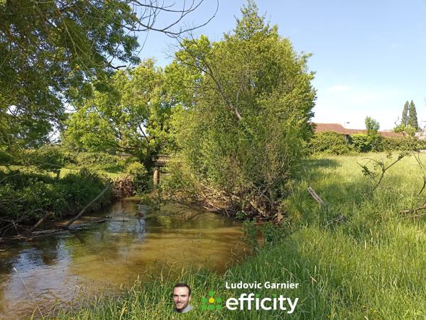 Terrain
        
        - 1914 m² 39 900 € *