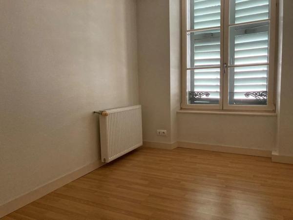 Appartement à louer 3 pièces 53m² Montbéliard (25200)