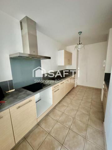 Appartement 66m² premier étage et parkings