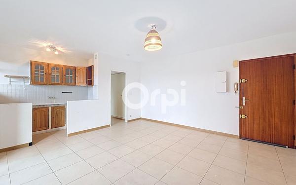 Appartement à vendre    2 pièces • 42,45 m2 Six-Fours-les-Plages