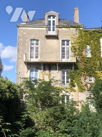 Rare opportunité à deux pas du château 