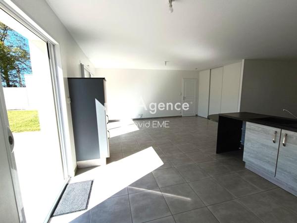 Maison à AIZENAY, 85190 - 5 pièces 107m²
