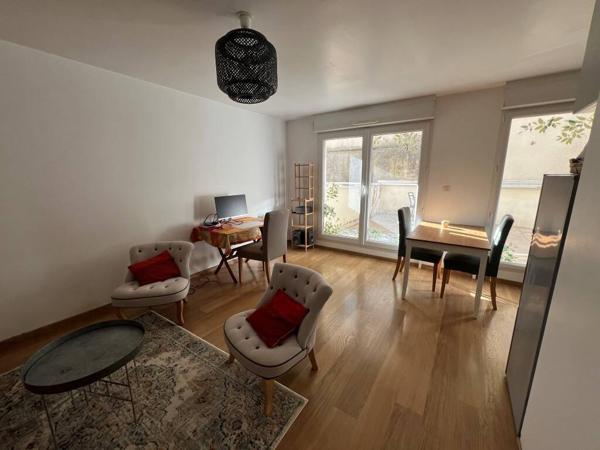 Appartement 2 pièces                                        - 44000 Nantes Réf : 12619