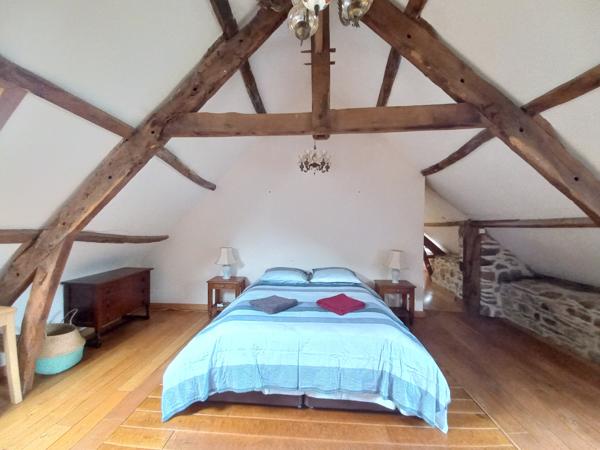 MAISON EN PIERRE A VENDRE 3 CHAMBRES DANS UN HAMEAU EN BRETAGNE GUERLEDAN 22