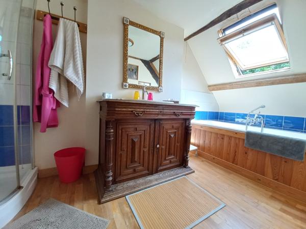 MAISON EN PIERRE A VENDRE 3 CHAMBRES DANS UN HAMEAU EN BRETAGNE GUERLEDAN 22