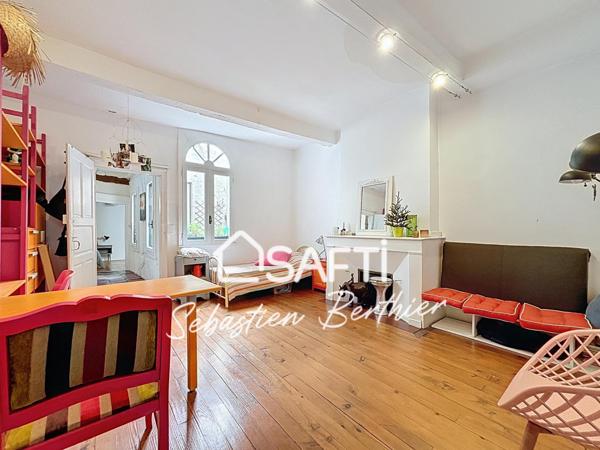 Maison familiale au cœur du vieux Lavaur – 4 chambres, cour, atelier