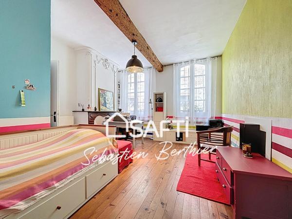 Maison familiale au cœur du vieux Lavaur – 4 chambres, cour, atelier