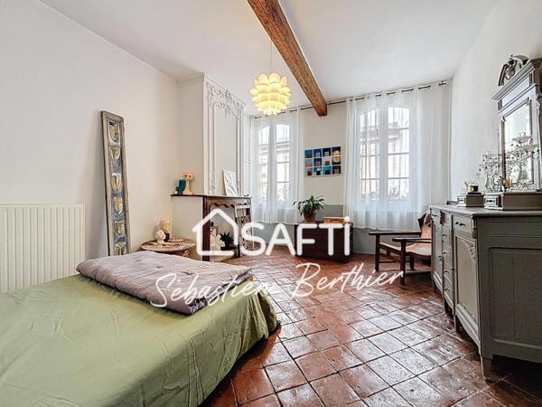 Maison familiale au cœur du vieux Lavaur – 4 chambres, cour, atelier