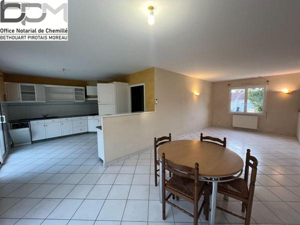 Maison à vendre à Chemillé-en-Anjou dans le Maine-et-Loire (49120), ref : 49062/789