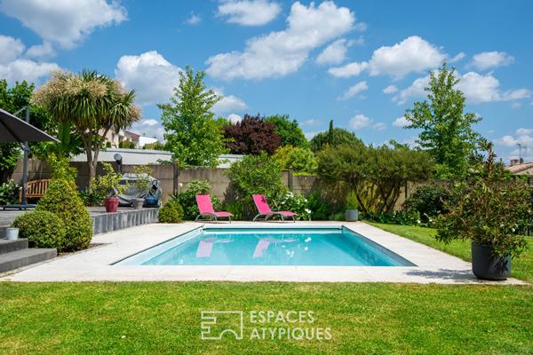 Maison familiale avec piscine, studio et dépendance dans le coeur de Vallet