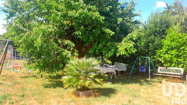 Maison à vendre 4 pièces 150 m² Saint-Aubin-sur-Yonne