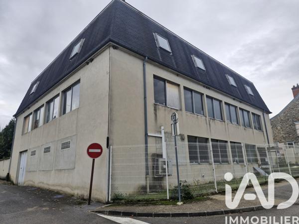 Maison à vendre 10 pièces 1 100 m² Château-Thierry