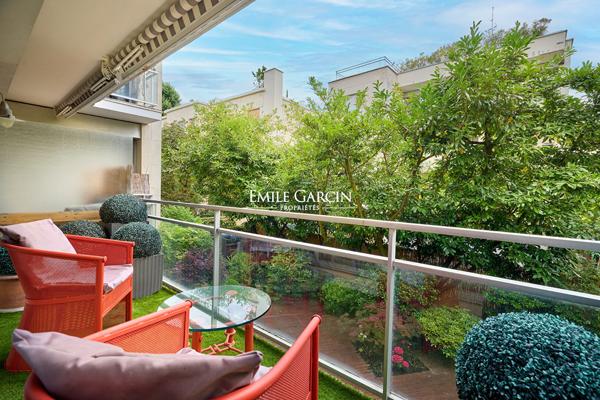À Vendre - Appartement - Neuilly  Sur Seine - 92200 - Rez-de-Jardin - 3/4 Chambres