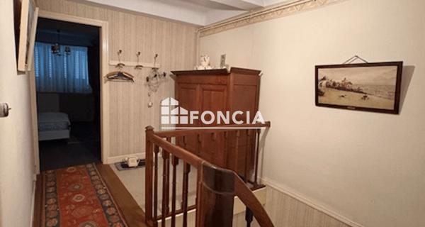 À vendre Maison 6 pièces 158 m² - Aiglemont 08090