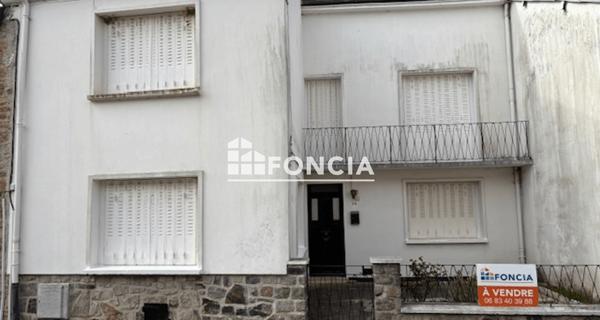 À vendre Maison 6 pièces 158 m² - Aiglemont 08090