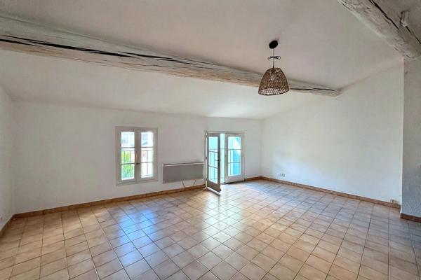 Appartement
         2 pièces
        - 50 m² Exclusivité 179 000 € *