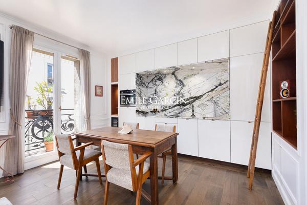 A VENDRE - Appartement - Paris - 75018 - Montmartre -  2 pièces - 1 chambre - 44 m2