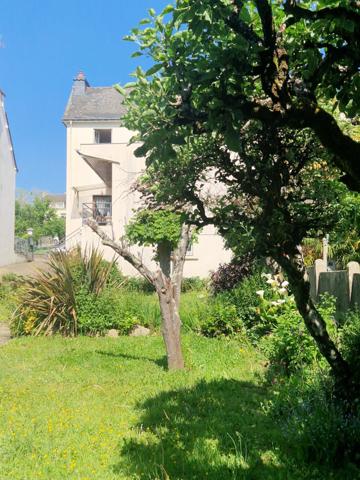 EN BRETAGNE..PROCHE CENTRE VILLE Pontivy (56300)