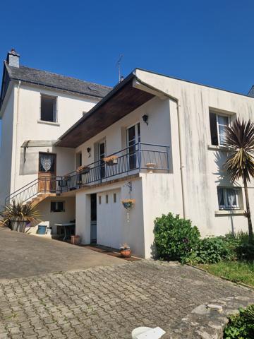 EN BRETAGNE..PROCHE CENTRE VILLE Pontivy (56300)