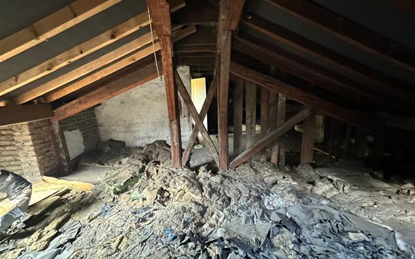 Appartement à vendre    1 pièce • 40 m2 Reims