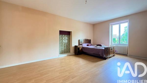 Maison à vendre 7 pièces 245 m² Charolles
