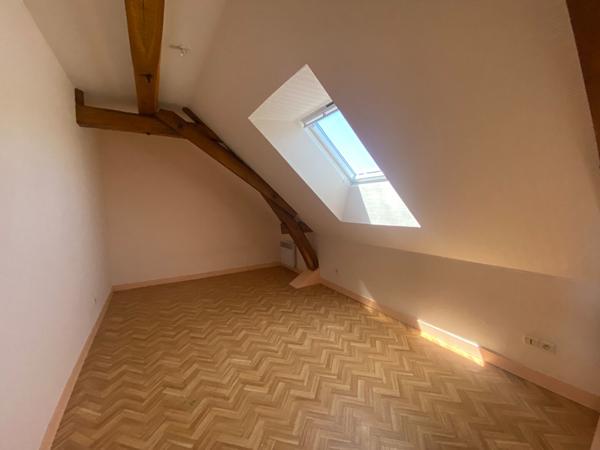 Appartement LONGUE 3 pièce(s) 57.87 m2