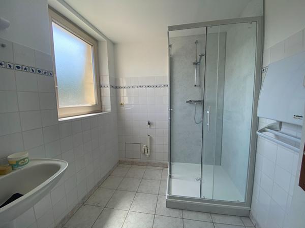 Appartement LONGUE 3 pièce(s) 57.87 m2