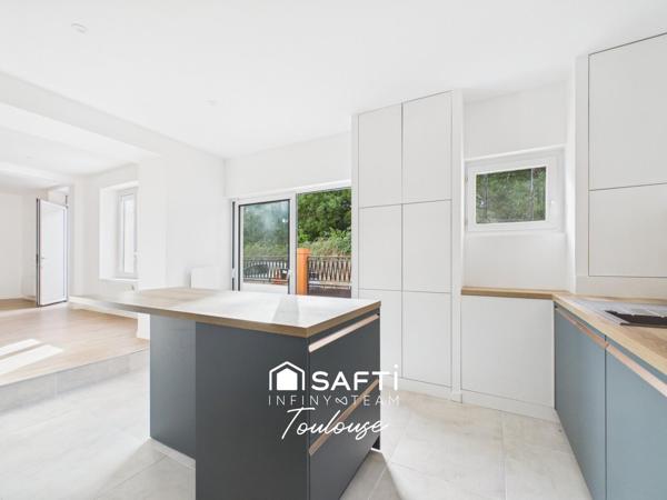 Maison de ville totalement rénovée au calme