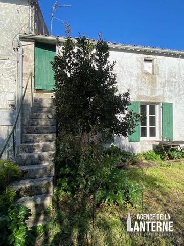 SAINT-PIERRE - MAISON 84 m² - TERRAIN 220 m²