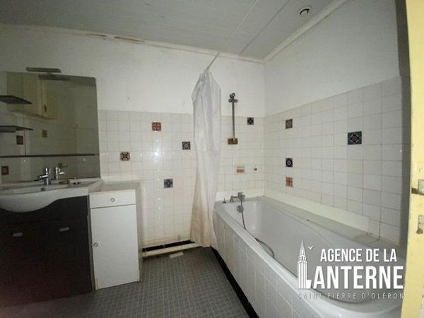 SAINT-PIERRE - MAISON 84 m² - TERRAIN 220 m²