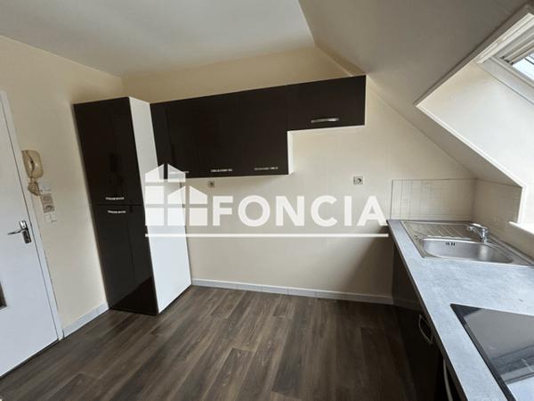 Location Appartement 3 pièces 43.1 m² - 14 PORTE DE REIMS , 2ème étage Bruyeres Et Montberault 02860