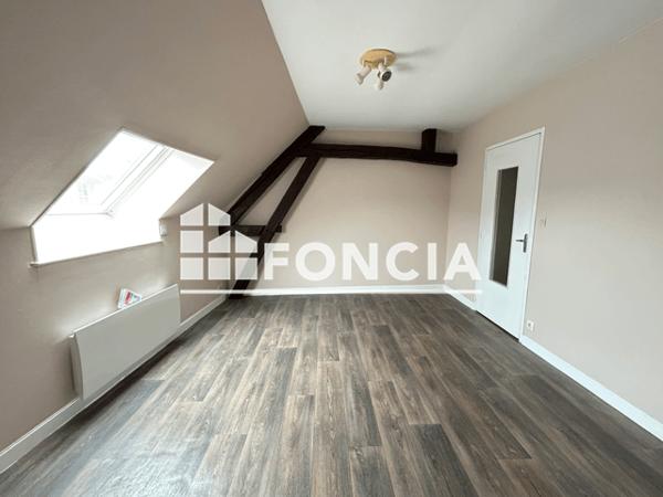 Location Appartement 3 pièces 43.1 m² - 14 PORTE DE REIMS , 2ème étage Bruyeres Et Montberault 02860