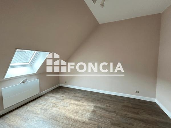 Location Appartement 3 pièces 43.1 m² - 14 PORTE DE REIMS , 2ème étage Bruyeres Et Montberault 02860